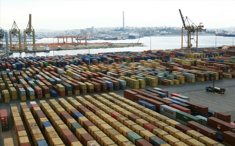 olp limani peiraia containers